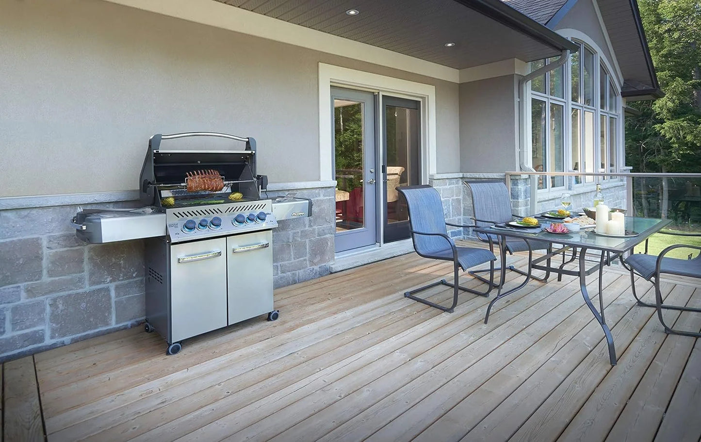 Napoleon Prestige 500 Propane Gas Grills